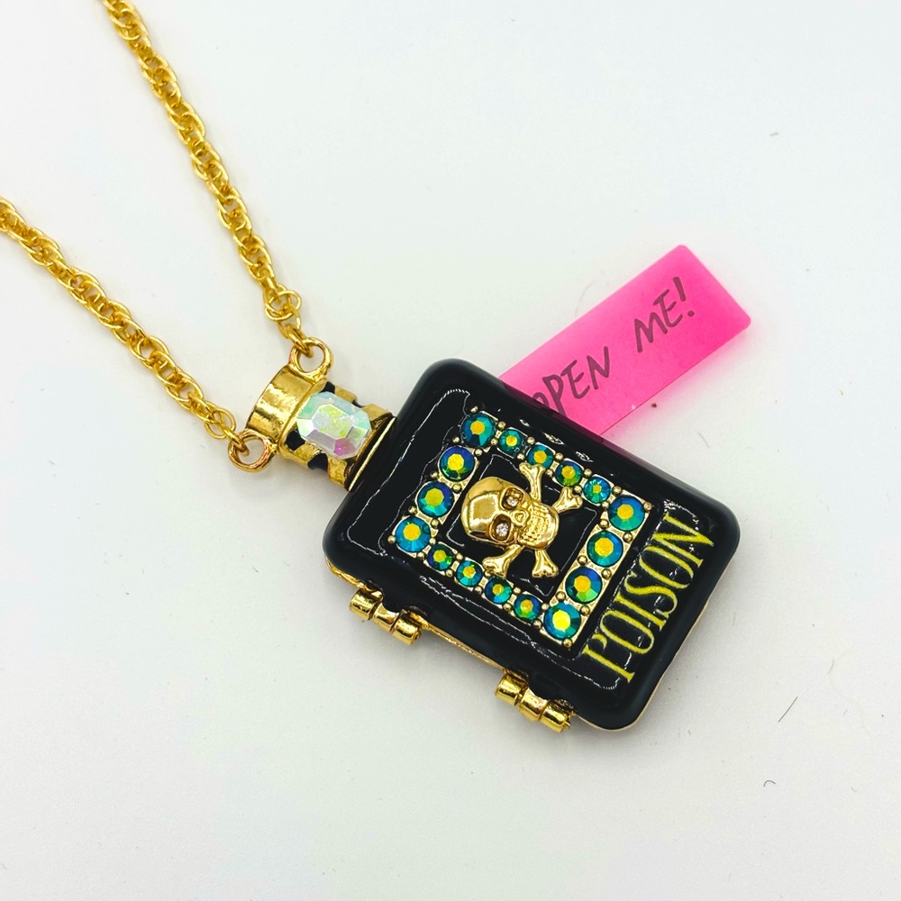 Betsey Johnson Faux-Stone Halloween Poison Potion Pendant Necklace - Picture 2 of 7